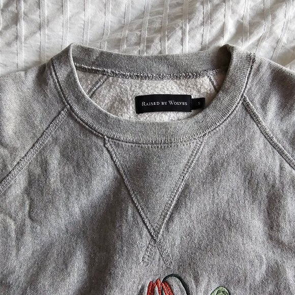 Raised by Wolves Trillium Crewneck Sweatshirt - 2019 - Grey - Sz S - Picture 3 of 11